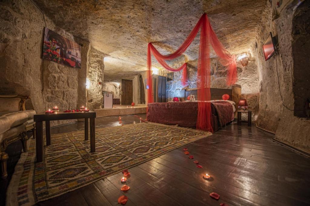 Cappadocia Antique Gelveri Cave Hotel Guzelyurt Eksteriør bilde